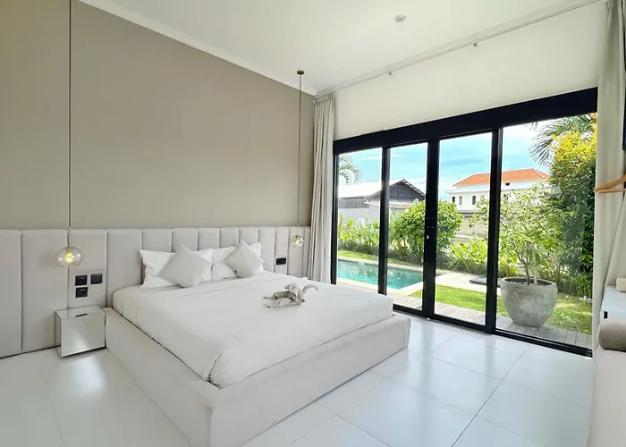 The R Ranakah Villa